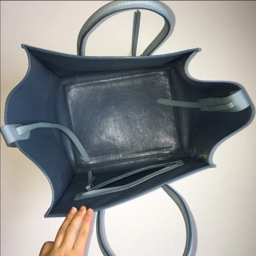 Celine Medium Luggage Phantom Tote - Picture 11 of 15